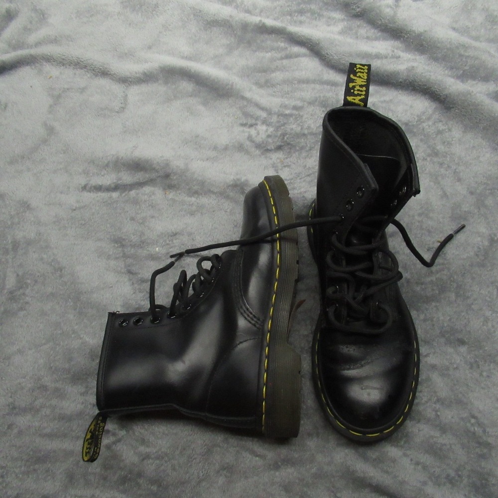 Dr Martens Womens Boots 5 Black Leahter 1460 Combat Chunky Heel Work Rugged Rain